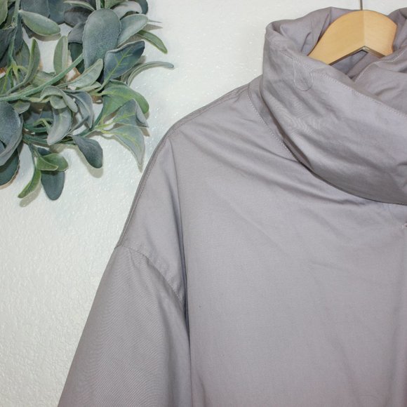 Urban Outfitters Puffer Jacket - Picture 3 of 9